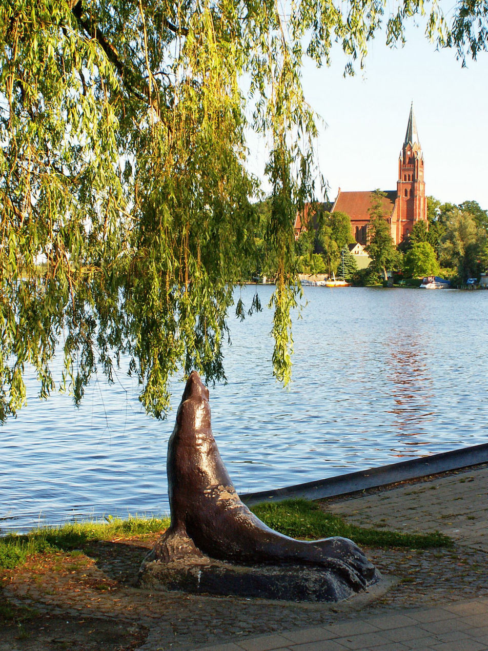 Marienkirche in Röbel / Müritz  Marienkirche in Röbel / Müritz